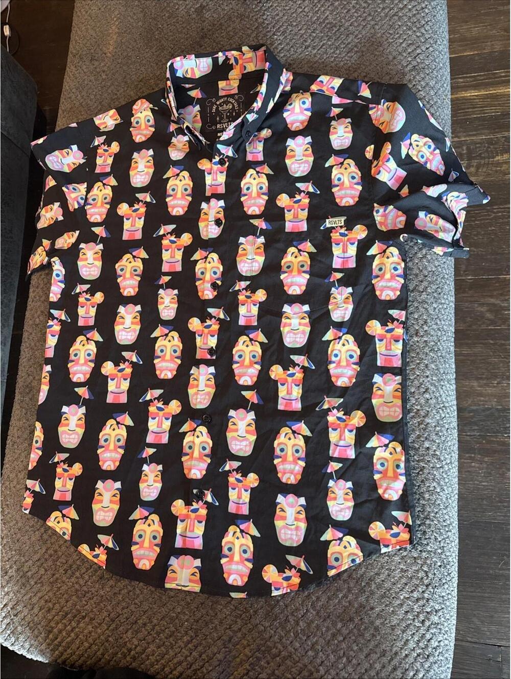 Rsvlts Mens Medium Button Up Tipsy Tiki Graphic Button Up Kunuflex Disney - Picture 5 of 14